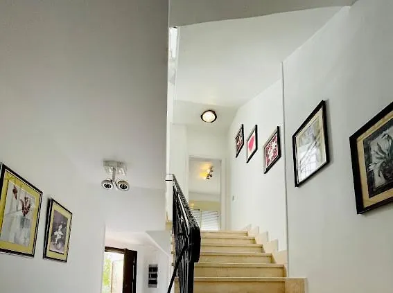 Villa Spacious View 6 Bedrooms Einbay *