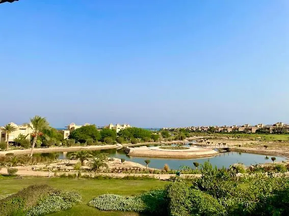Spacious View 6 Bedrooms Einbay *