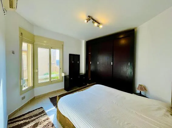 Villa Spacious View 6 Bedrooms Einbay *